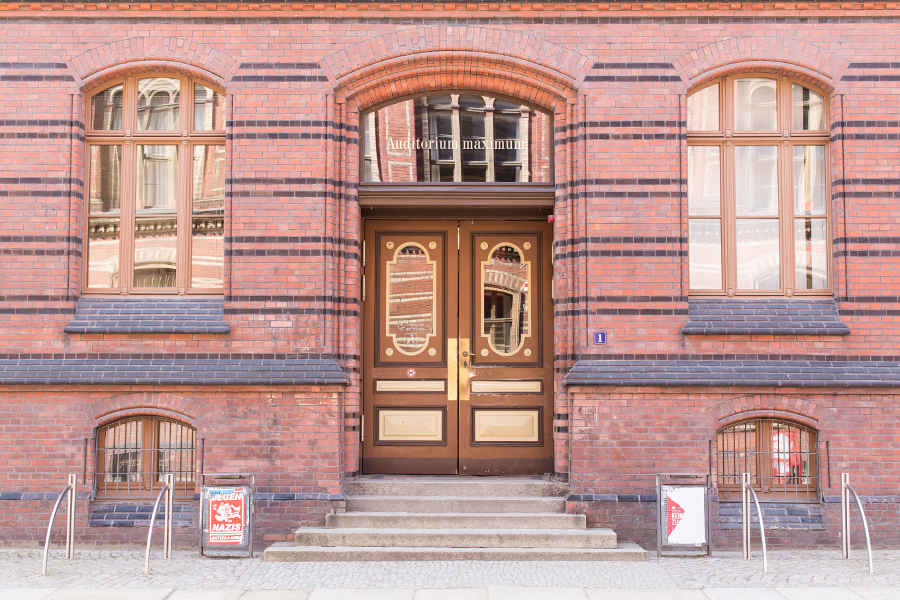 Fasadrenovering av olika slag